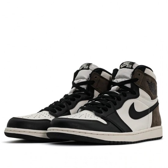 Nike Air Jordan 1 Retro High Dark Mocha Homme/Femme Chaussure 555088-105