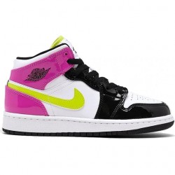 Nike Air Jordan 1 Mid "White Black Cyber Pink" Femme Chaussure CZ9835-100