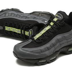 Nike Air Max 95 TT Noir Gris DZ4496-001 Chaussure Homme