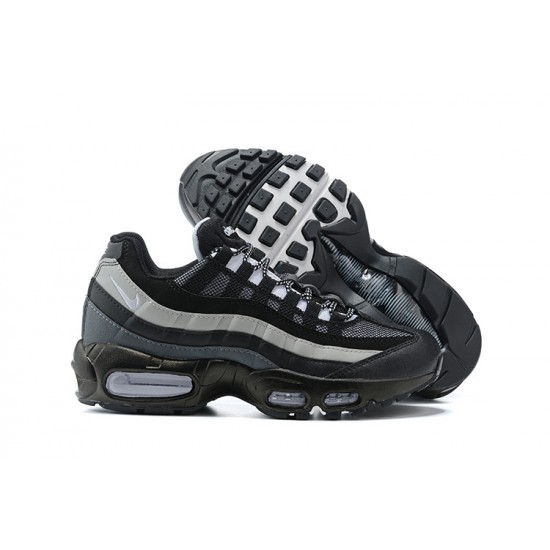 Nike Air Max 95 TT Noir Blanc and Gris Chaussure Homme